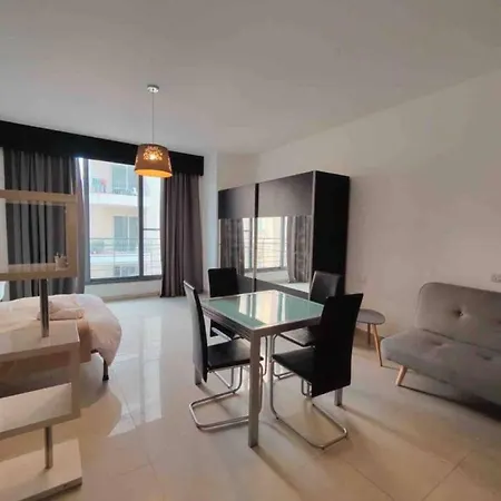 Seaview Apartment